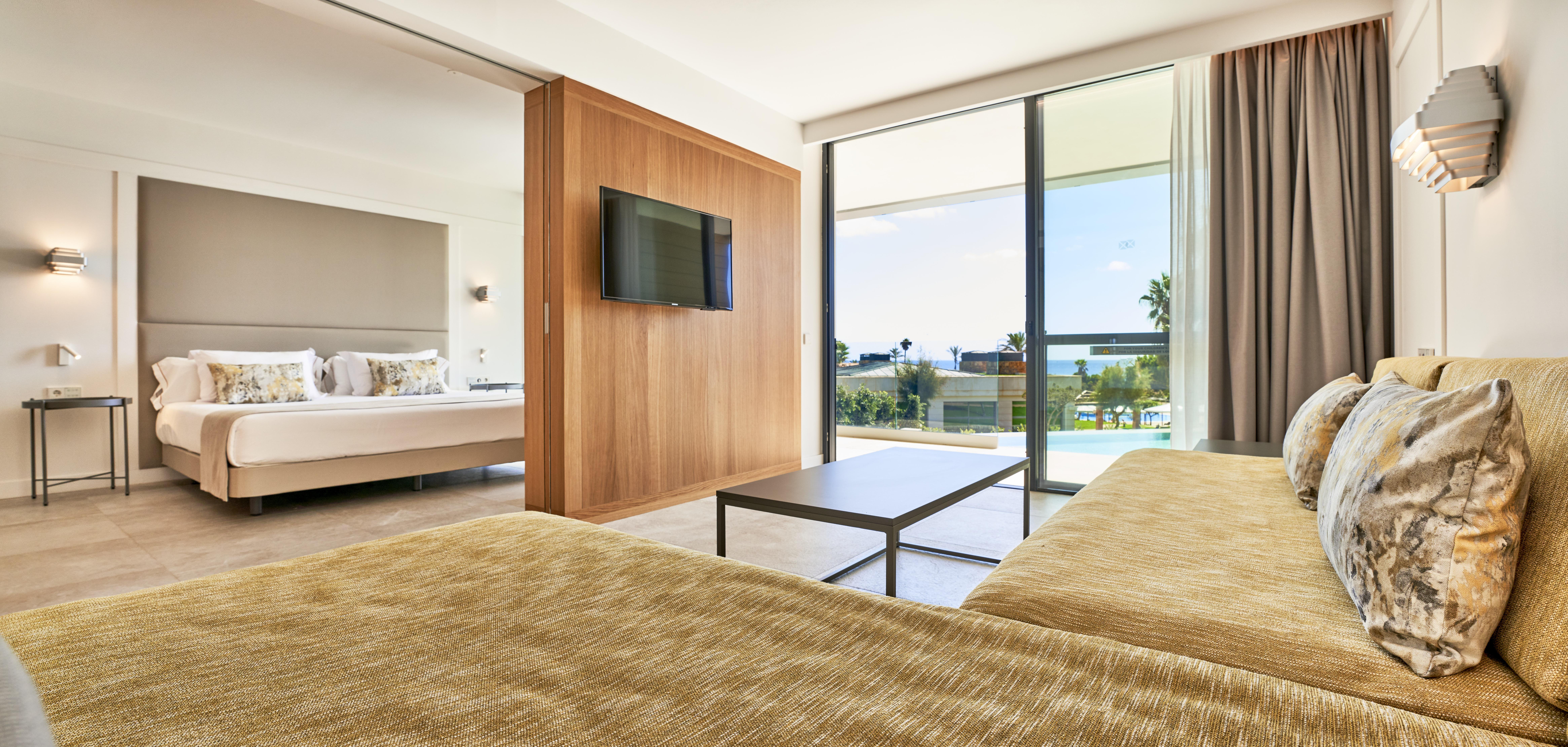 Insotel Punta Prima Prestige Suites & Spa Exterior photo