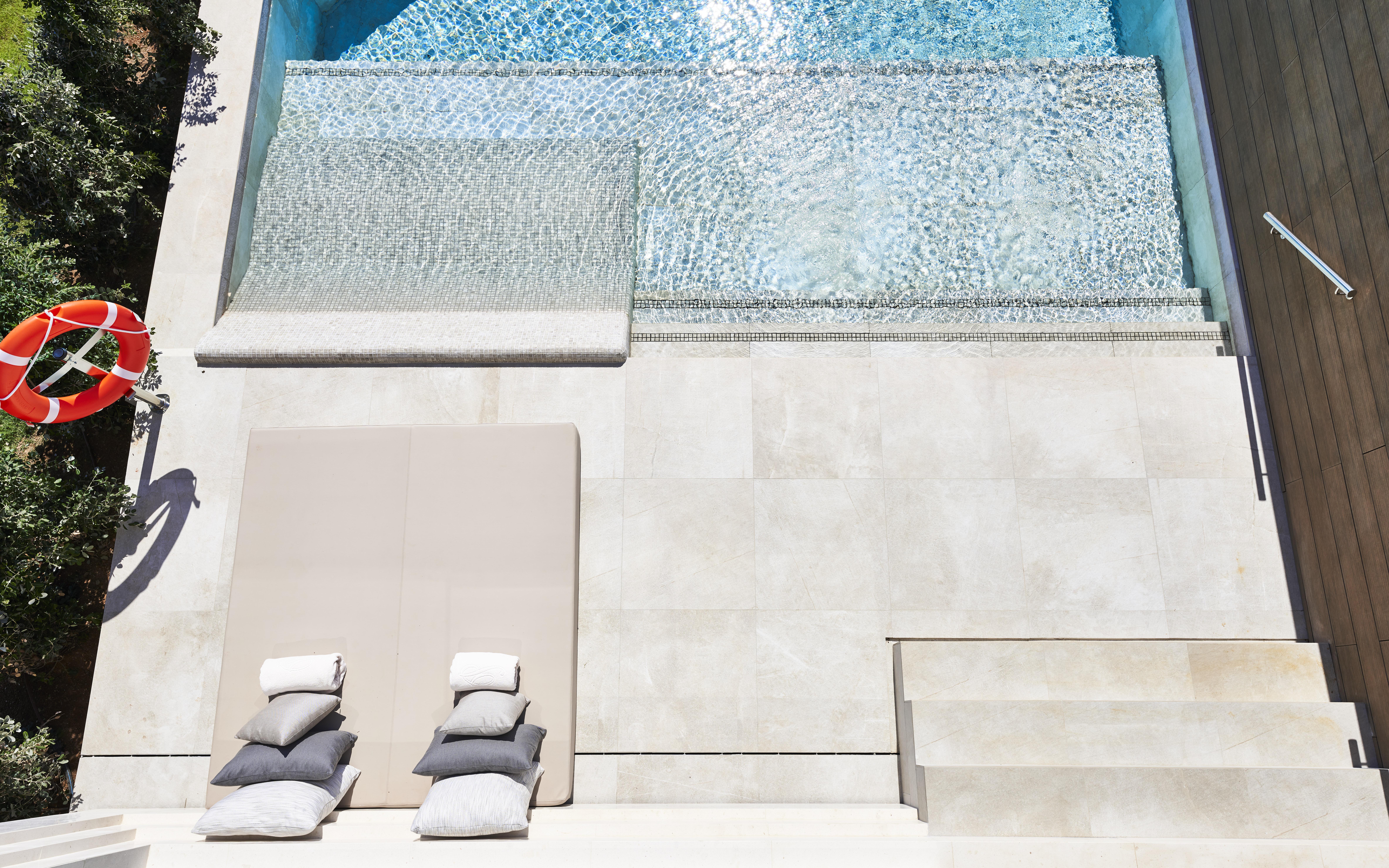 Insotel Punta Prima Prestige Suites & Spa Exterior photo