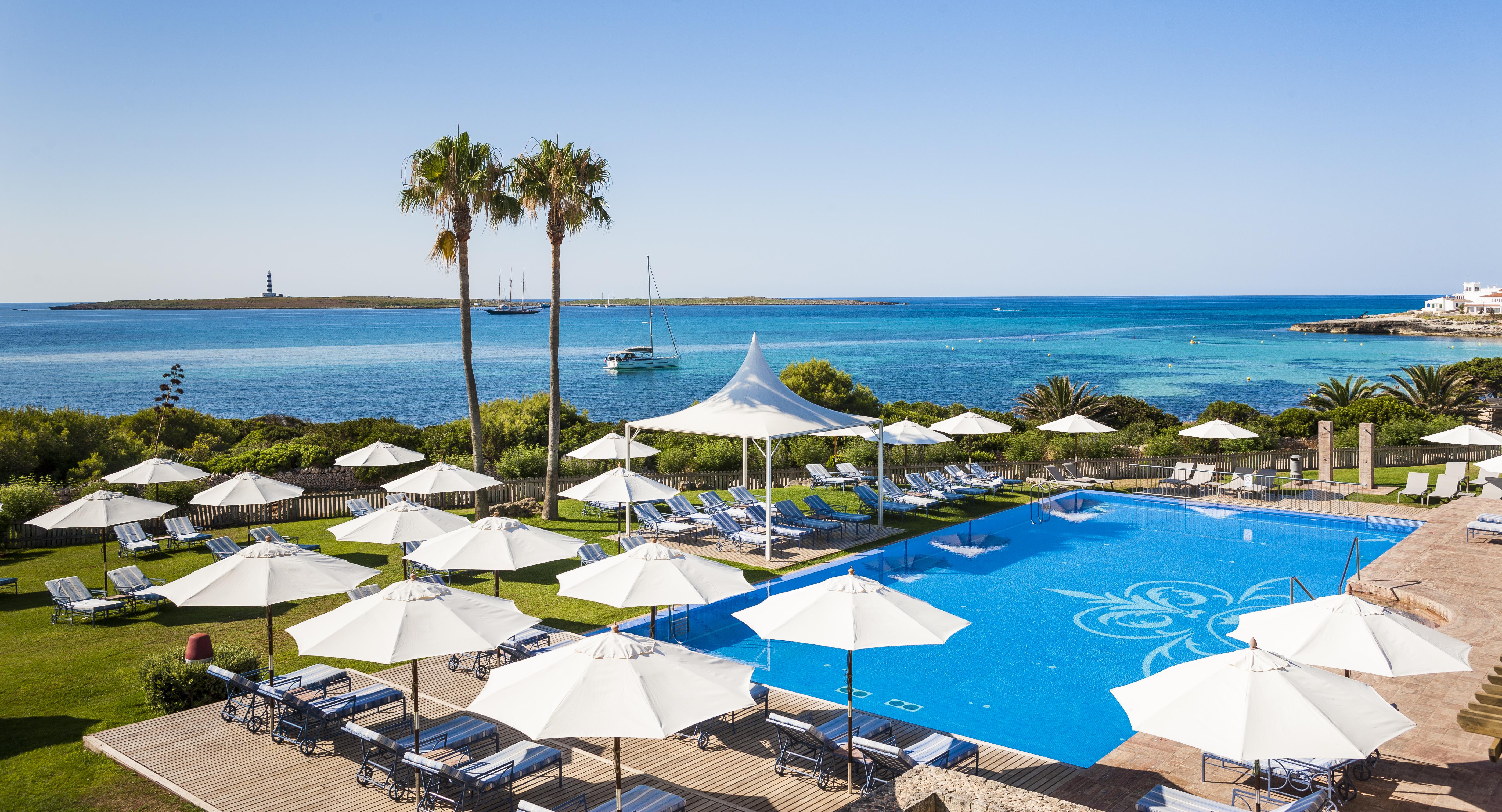 Insotel Punta Prima Prestige Suites & Spa Exterior photo