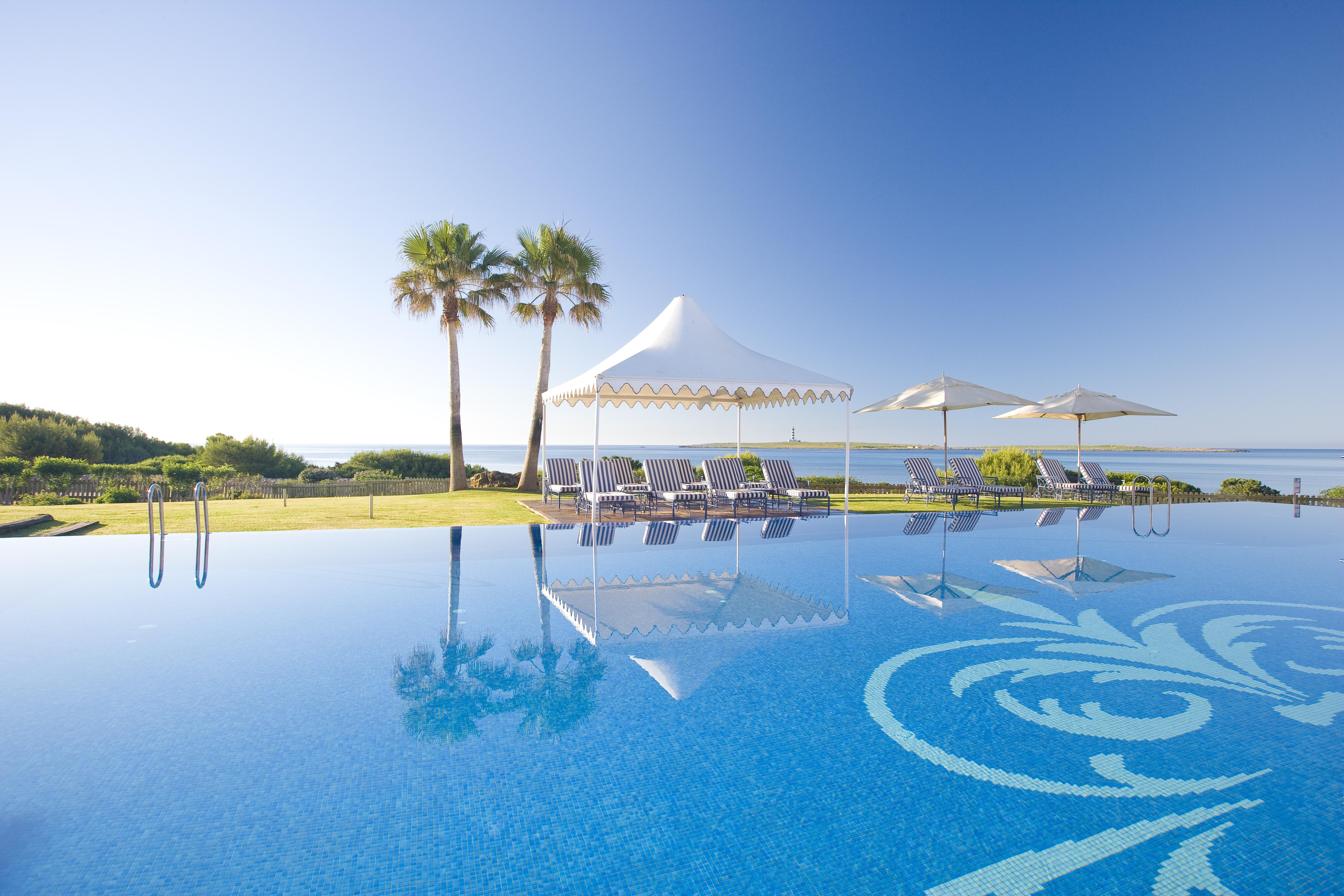 Insotel Punta Prima Prestige Suites & Spa Exterior photo