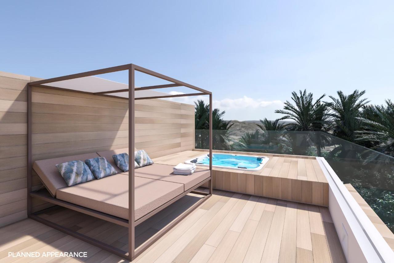 Insotel Punta Prima Prestige Suites & Spa Exterior photo